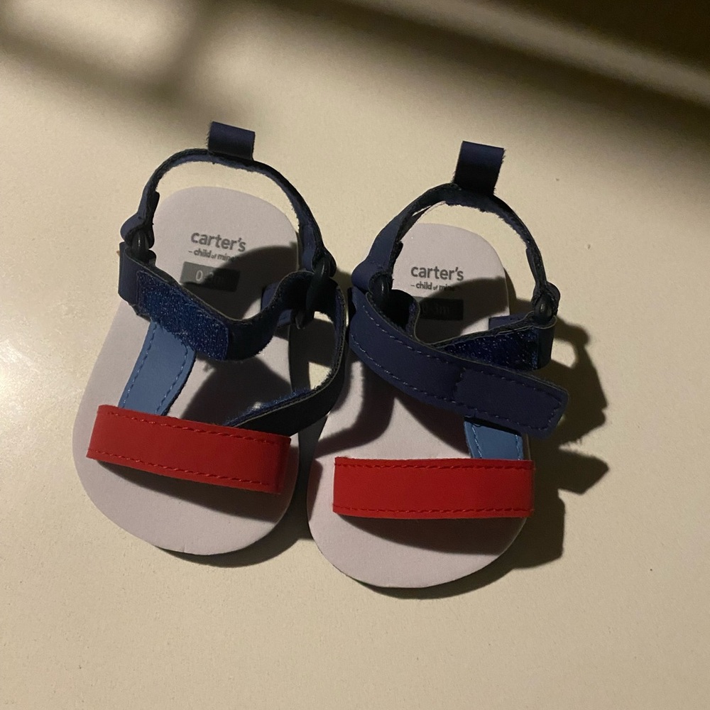 New  newborn Carter sandals